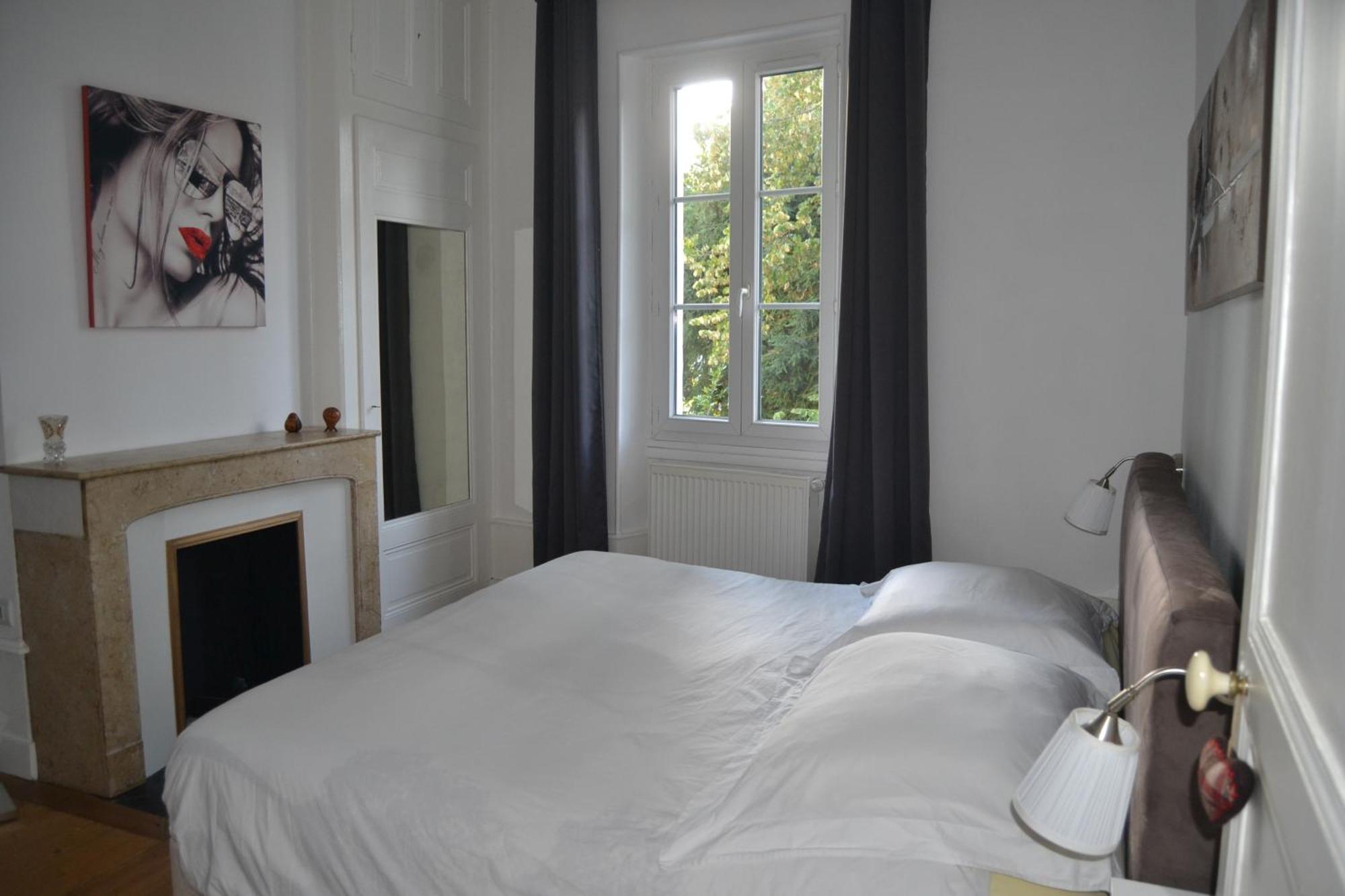 "Chalet Marie Louise" Logement 3 Etoiles Dans Une Maison De Ville A 400M Du Centre Ville อิกซ์เลส์แบ็งส์ ภายนอก รูปภาพ